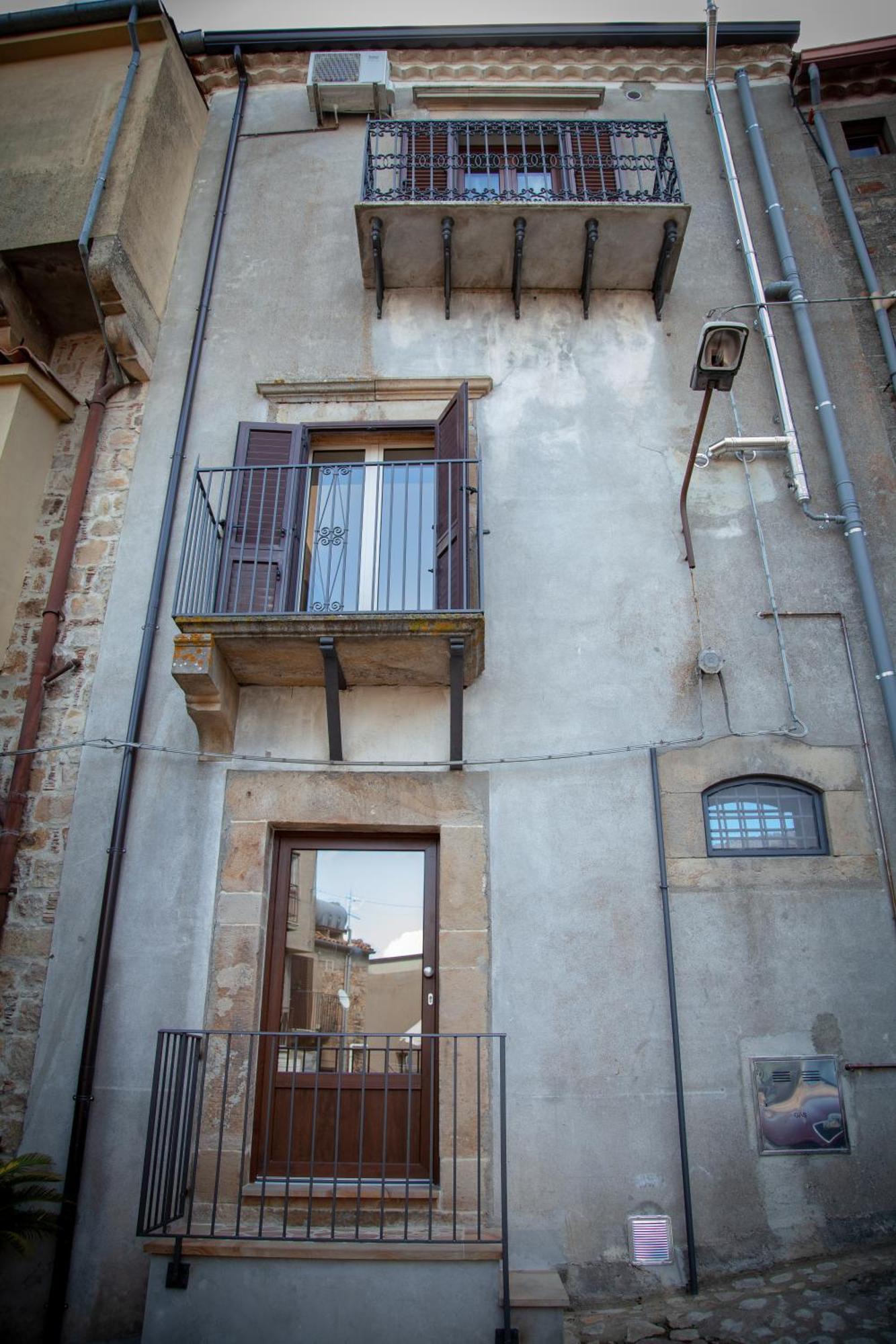 Al Centro Casa Vacanze Mistretta Habitación foto